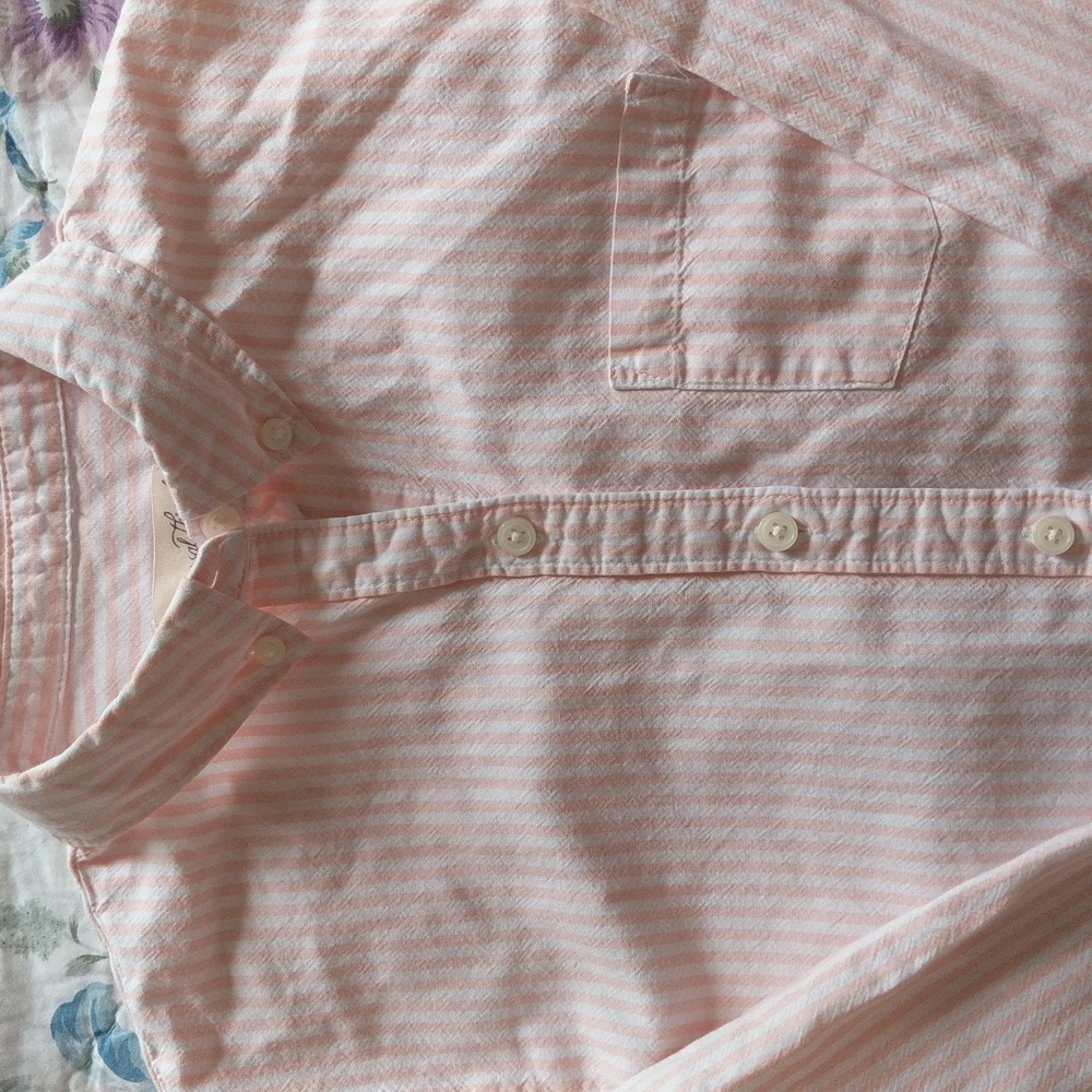 Universal Threads cotton button down size extra small - Picture 4 of 4